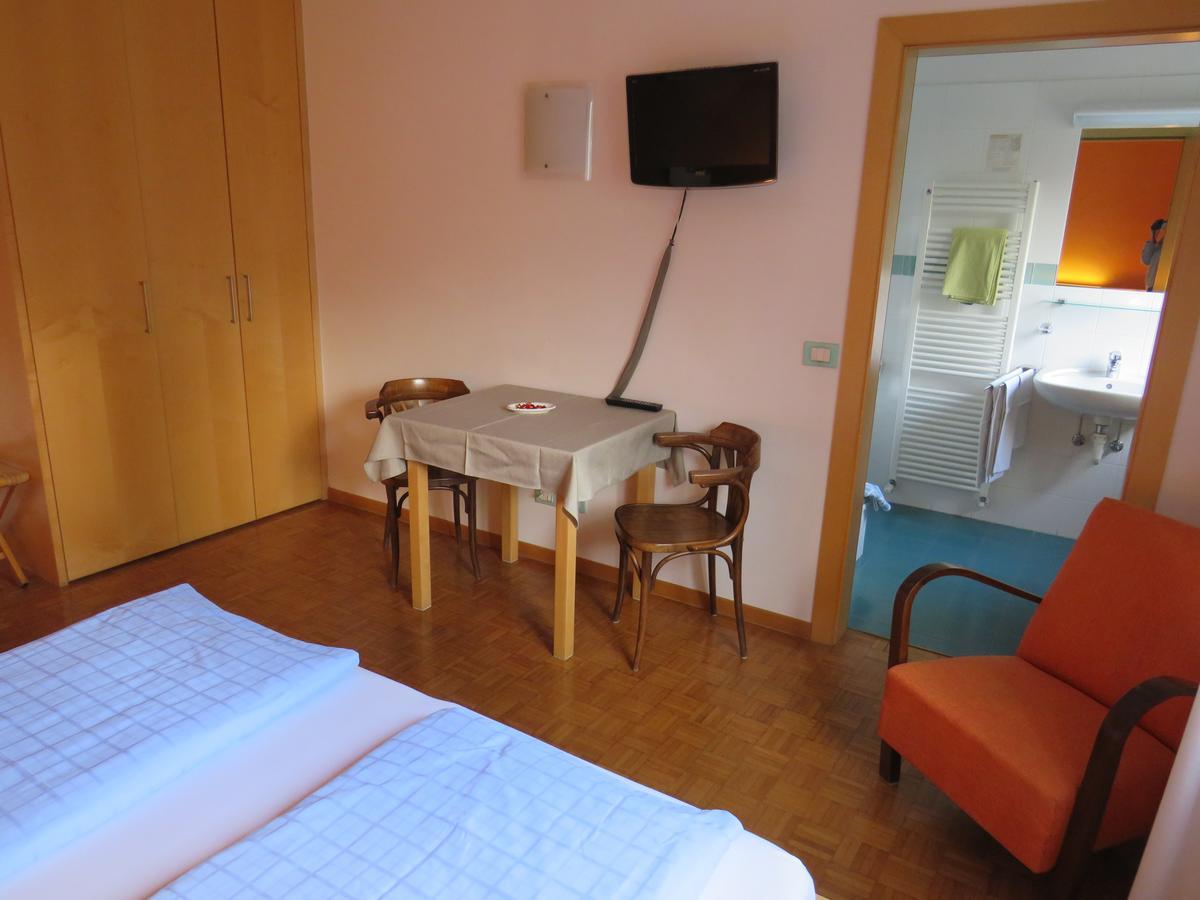 Garni Domus Mea Hotell Merano Eksteriør bilde