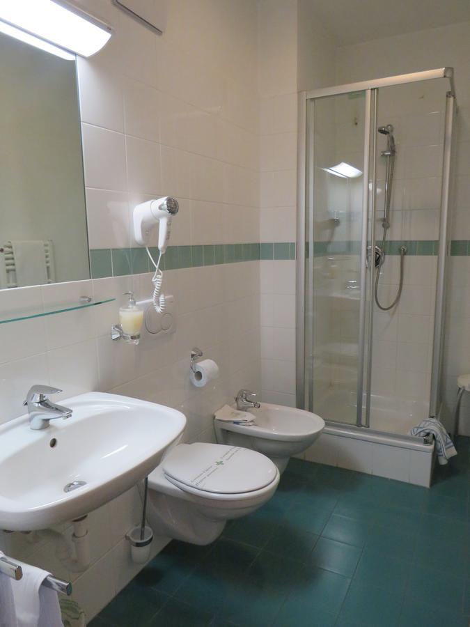 Garni Domus Mea Hotell Merano Eksteriør bilde