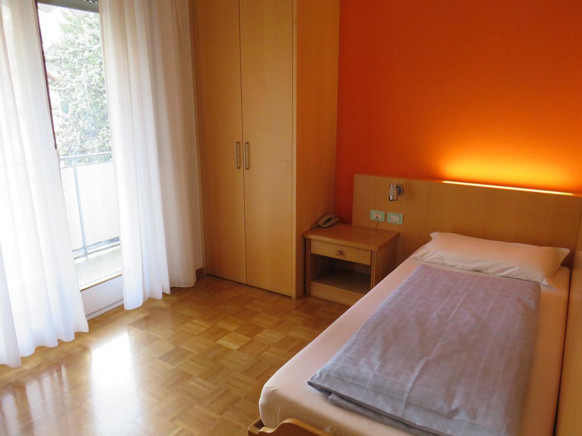 Garni Domus Mea Hotell Merano Eksteriør bilde
