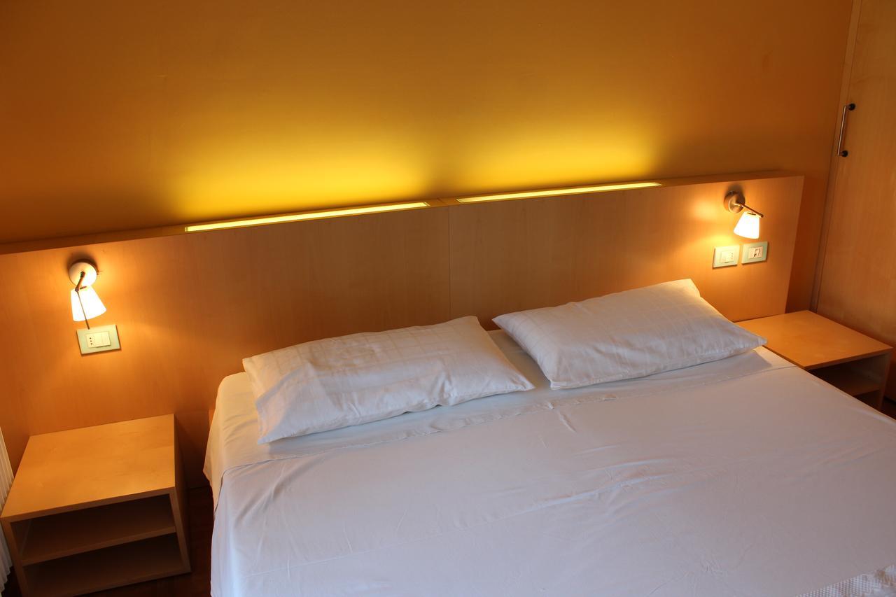 Garni Domus Mea Hotell Merano Eksteriør bilde